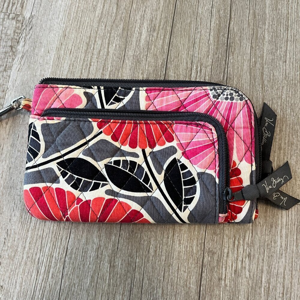 Vera Bradley Clutch Wristlet - Picture 3 of 9
